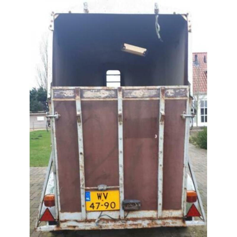 Paardentrailer voor weinig