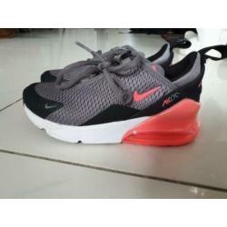 Nike 270 MAAT 31