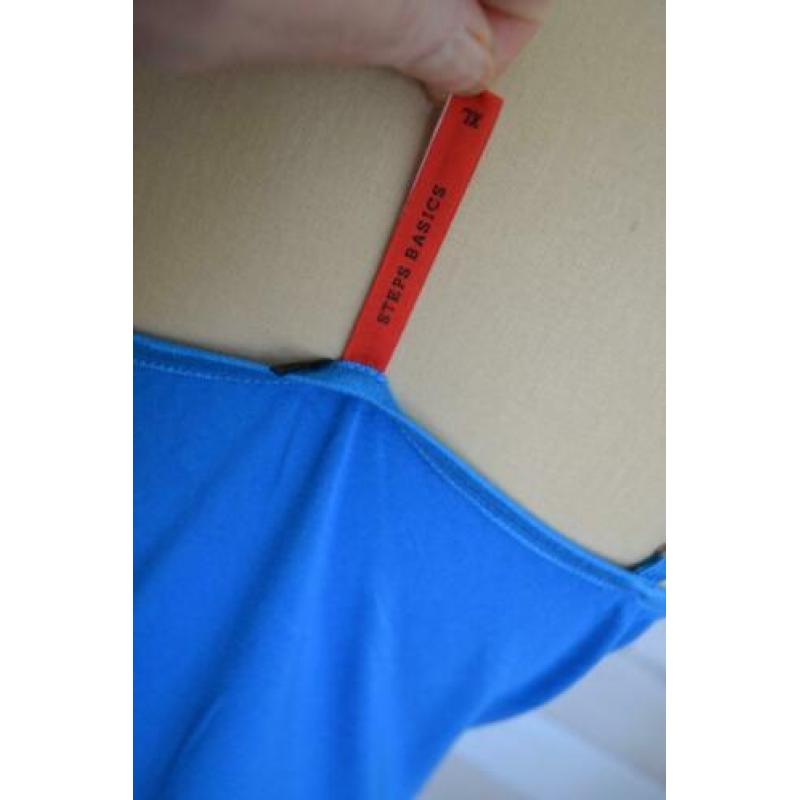 blauwe top van steps, verstelbare bandjes xl - b11