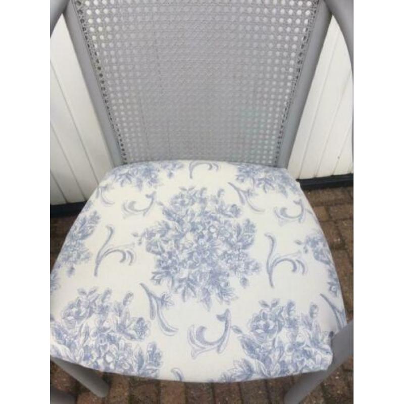 Set van twee restyle stoelen