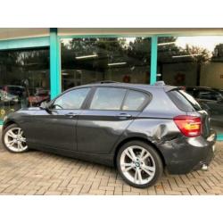 Bmw 1-SERIE 116I Sport Xenon, Led, Navi, 18