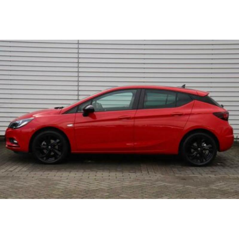 Opel Astra 150pk Turbo Black Edition (17"LMV/NAV/Airco)