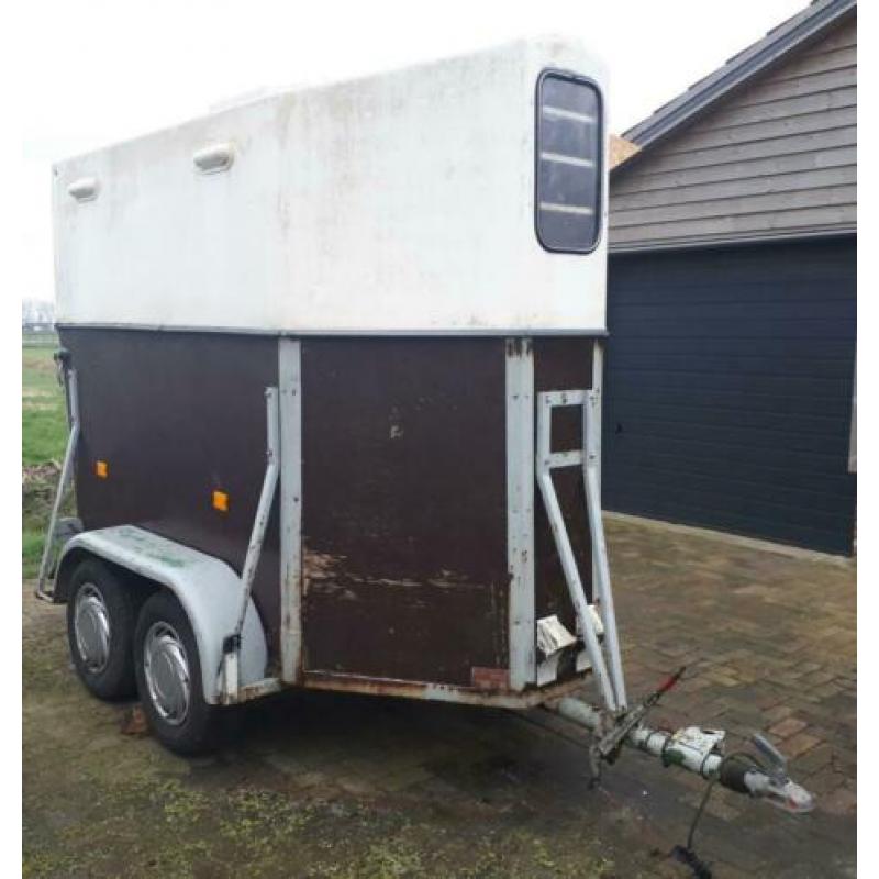 Paardentrailer voor weinig
