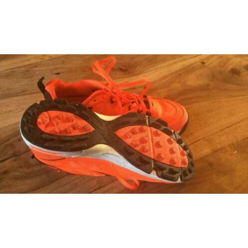 DITA hockey schoenen mt.38 (valt klein)