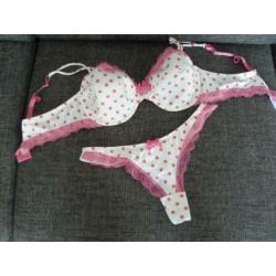 Lingerie set wit/roze bh 90 c