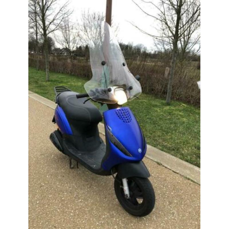 Piaggo zip 125