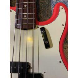 Fender precision bass 1966 (1964), Fiesta red, (pre CBS)