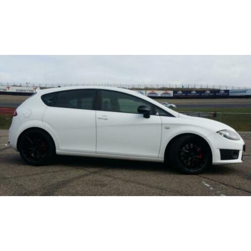 Seat Leon 1p Cupra R met DSG, vol leder alle opties