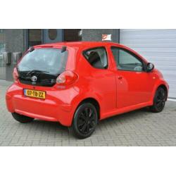 Toyota Aygo 1.0-12V + |NAP|ELEKTRISCH PAKKET|ZEER NETTE STAA