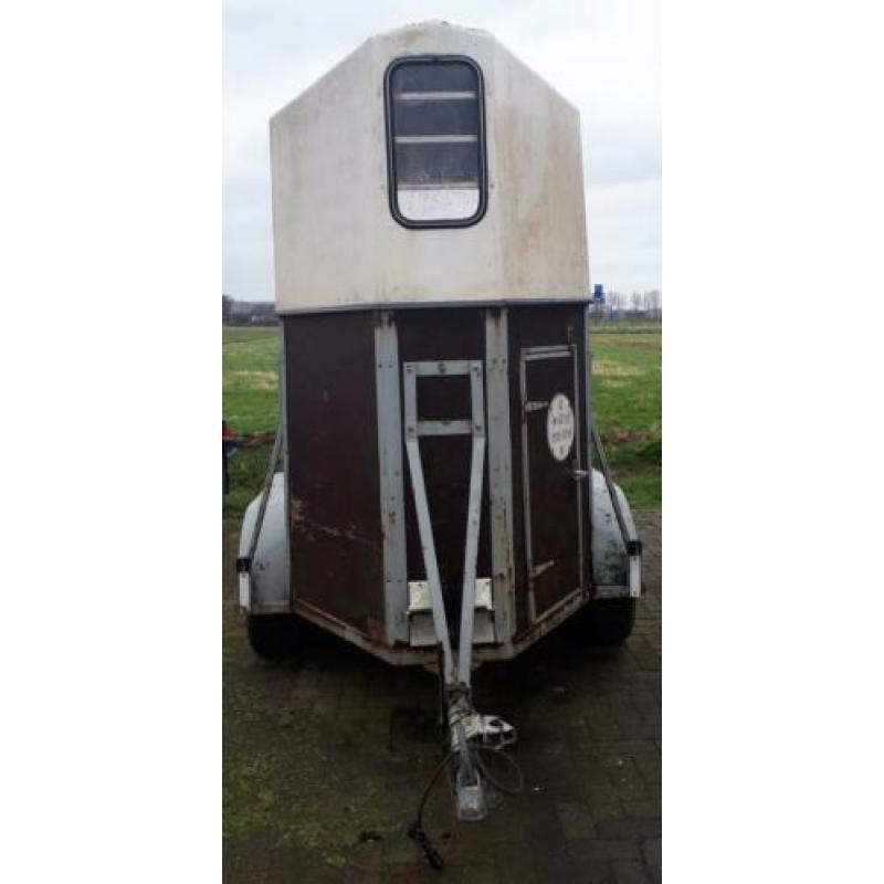 Paardentrailer voor weinig