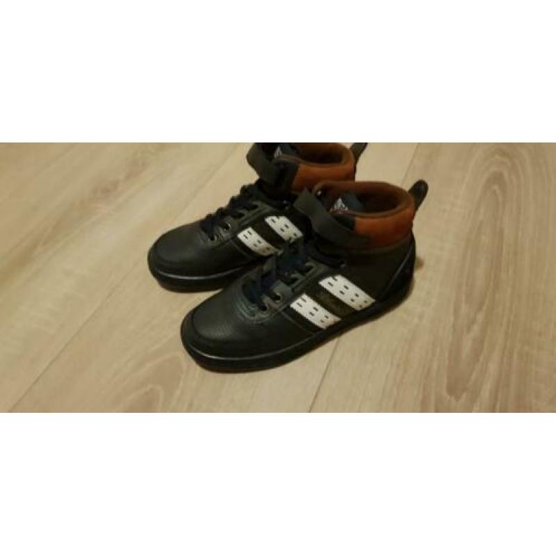Atlanta hoge sneakers maat 34 Nieuw Per ongeluk 1 maat te kl