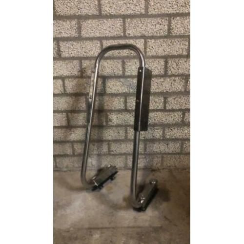 Rubberboot stuursysteem frame