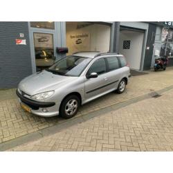 Peugeot 206 SW 1.4 XS Met Airco, NAP en een nieuwe APK!