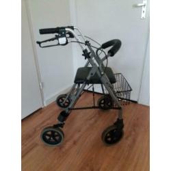 Rollator (lichtgewicht; 7900 gram)