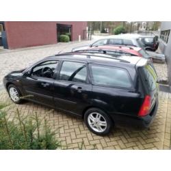 Ford Focus Wagon 1.6-16V Collection Zwart Nieuwe Apk