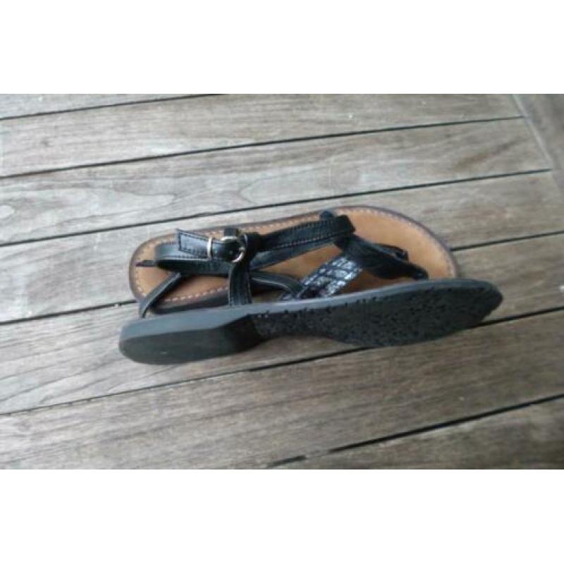 Mooie LAZAMANI sandalen maat 42