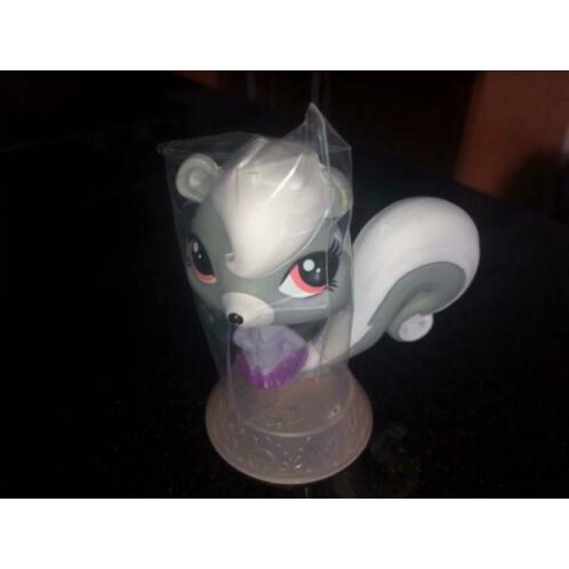 Littlest Petshop. 4€ Nieuw.