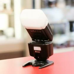 FOTO KARIN KOLLUM Nissin i40 flitser voor Fujifilm occasion
