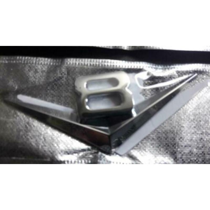 V8 Chromen 3D sticker logo badge car auto American stickers