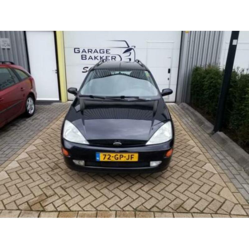 Ford Focus Wagon 1.6-16V Collection Zwart Nieuwe Apk