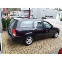 Ford Focus Wagon 1.6-16V Collection Zwart Nieuwe Apk