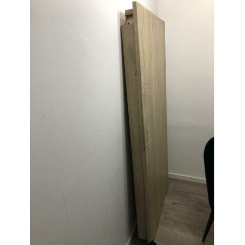 Massief houten eettafel