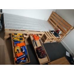 pallet bed