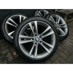18inch ORIG BMW 397 M-PERFORM. velgen met Bridgestone banden