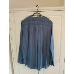 Mooie blouse van EDC, donkerblauw maat XL.