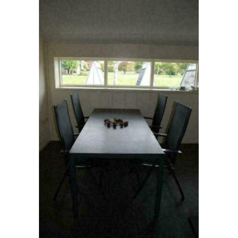 Tuinsets / Tuinstoelen / Diverse modellen Tuintafels / OP=OP