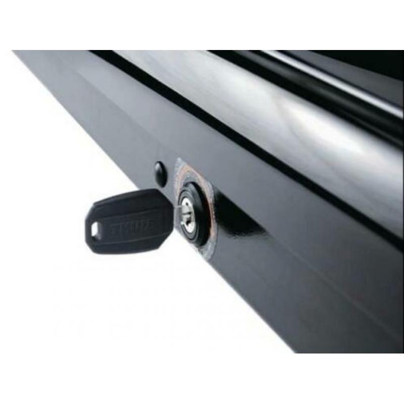 Thule Touring L 780 | Thule EVO Wingbar (evt. ook te huur)