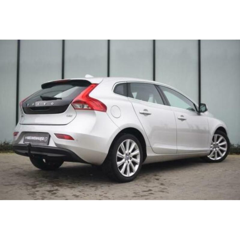 Volvo V40 1.6 D2 Momentum Trekhaak