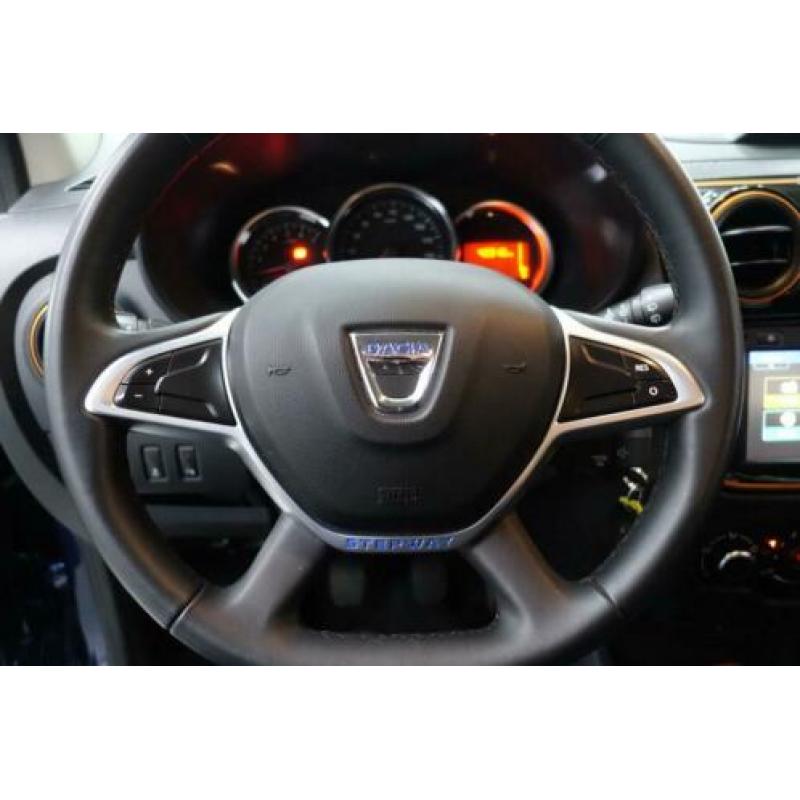 Dacia Lodgy 1.2 TCe Série Limitée Stepway 7 persoons. Naviga