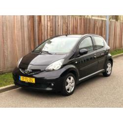 Toyota Aygo 1.0 Vvt-i Sport 5Drs Airco Lm Velgen APK+NAP!