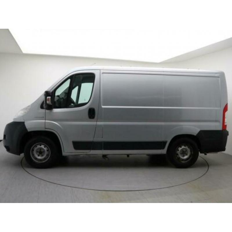 Peugeot Boxer 333 2.2 HDI L1H1 LUCHTVERING ACHTER!