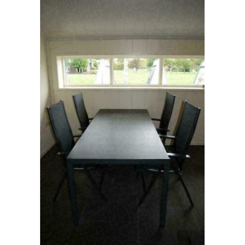 Tuinsets / Tuinstoelen / Diverse modellen Tuintafels / OP=OP