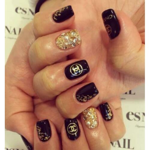 gratis nagelstickers nagel sticker nailart C hanel