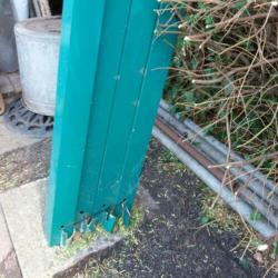 4 aluminium spanten € 250,00. 2.70 hoog, 260 breed