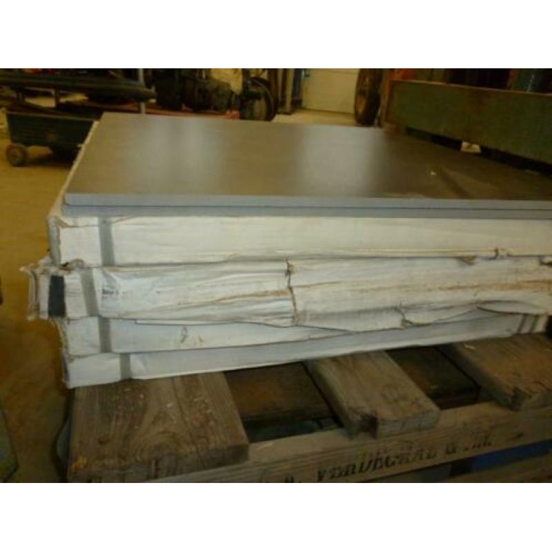 Tk 4 pakken mooie zwarte matte vloertegels tegels 60x60.