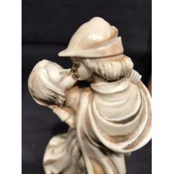 Italiaans beeldje: Il Bacio
