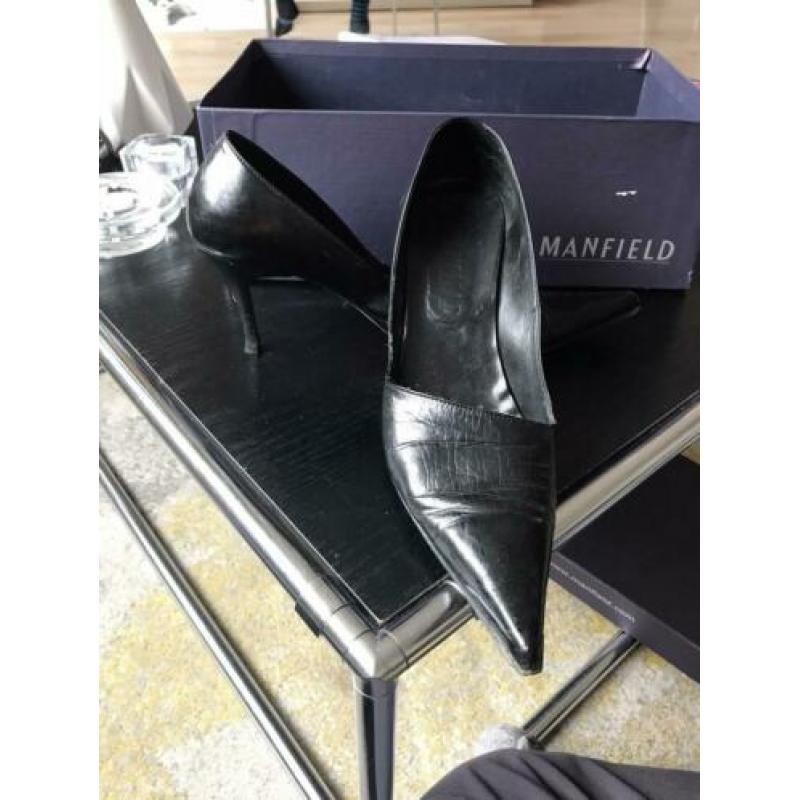 Mooie zwart leren pumps mt 39