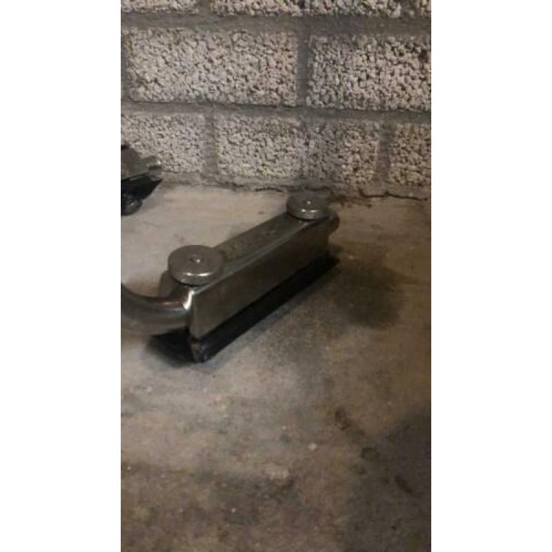 Rubberboot stuursysteem frame