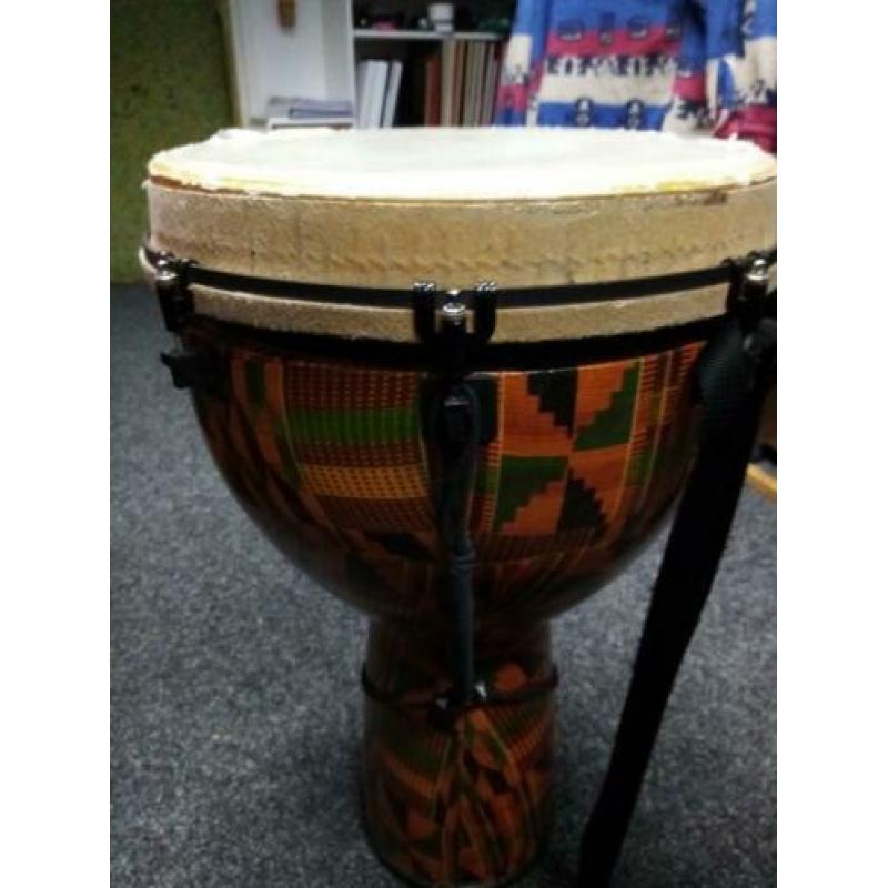 Paulo Mattioli signature djembe 16 inch