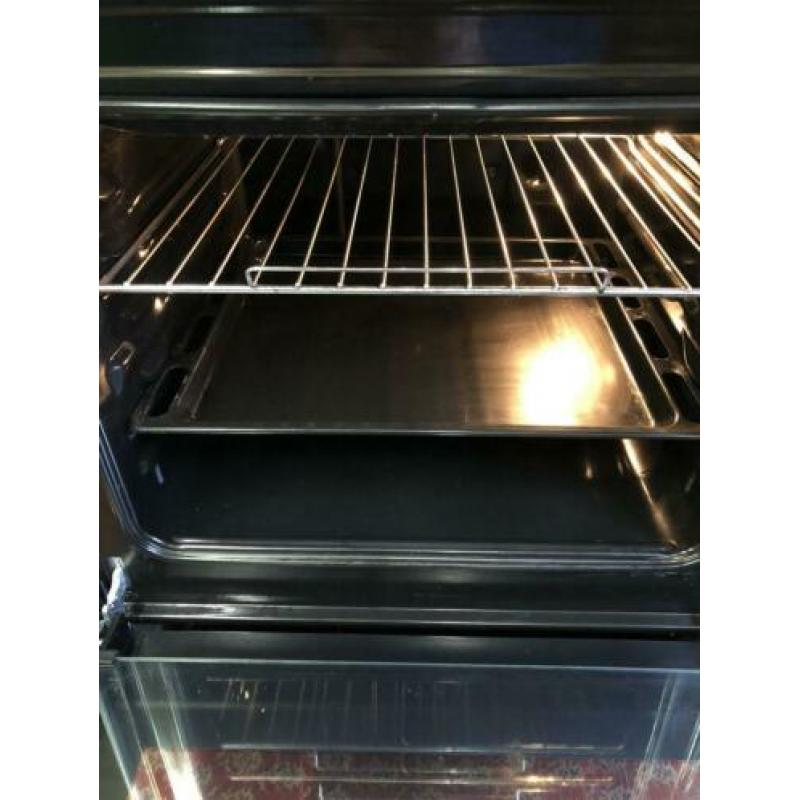 Indesit RVS gasfornuis met elektrische oven 60cm erg mooi