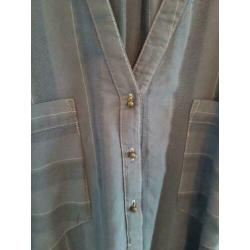 Mooie blouse van EDC, donkerblauw maat XL.
