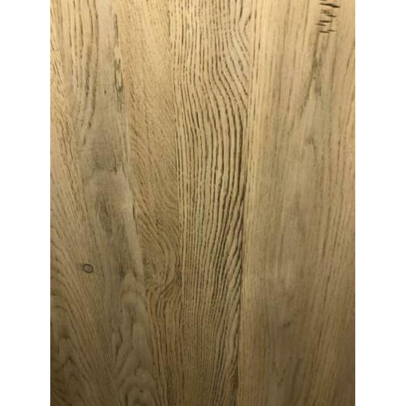 Massief houten eettafel