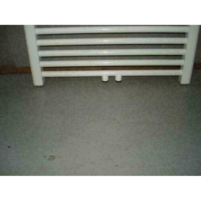 Design radiator 60 cm breed x 185 cm hoog midden- onderaansl