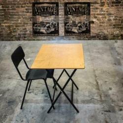 680x School chair vintage oude schoolstoelen cafe stoel 188