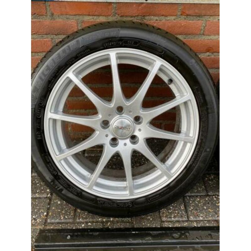 17” Volvo set V40 V50 V60 V70 225/45R17 zomerset