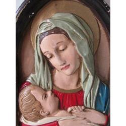 antieke Plaquette Maria en Jezuskind. Van Gips.